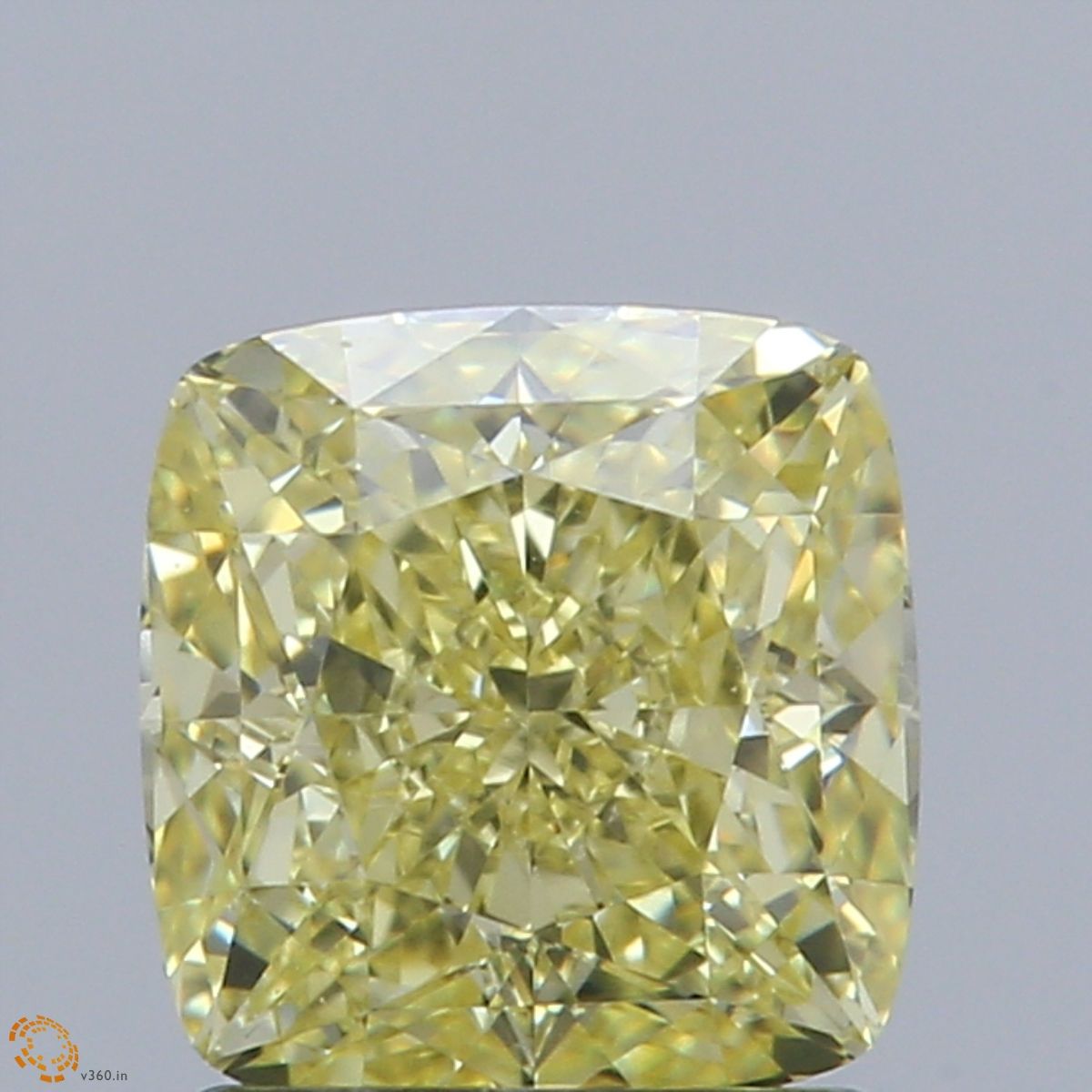 CUSHION BRILLIANT Natural Diamond