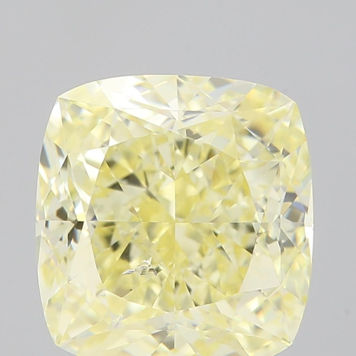 CUSHION BRILLIANT Natural Diamond