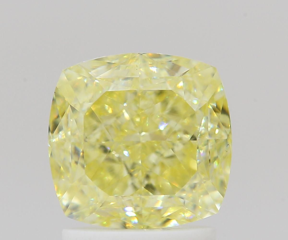 CUSHION BRILLIANT Natural Diamond