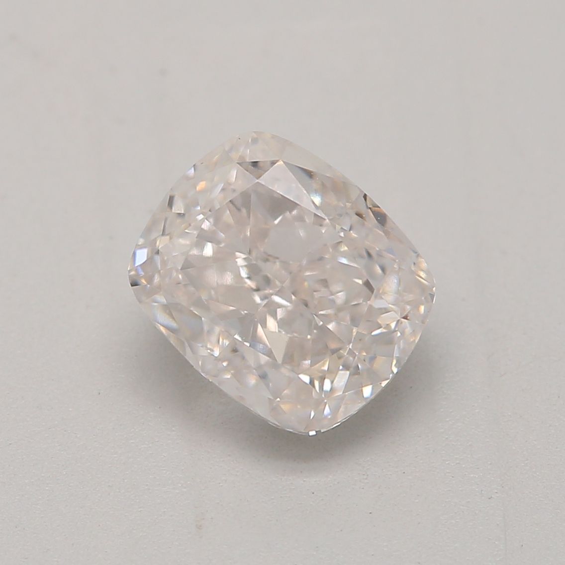 CUSHION BRILLIANT Natural Diamond