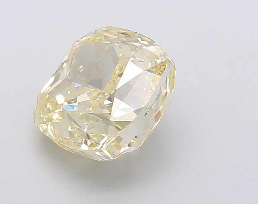 CUSHION BRILLIANT Lab Grown Diamond