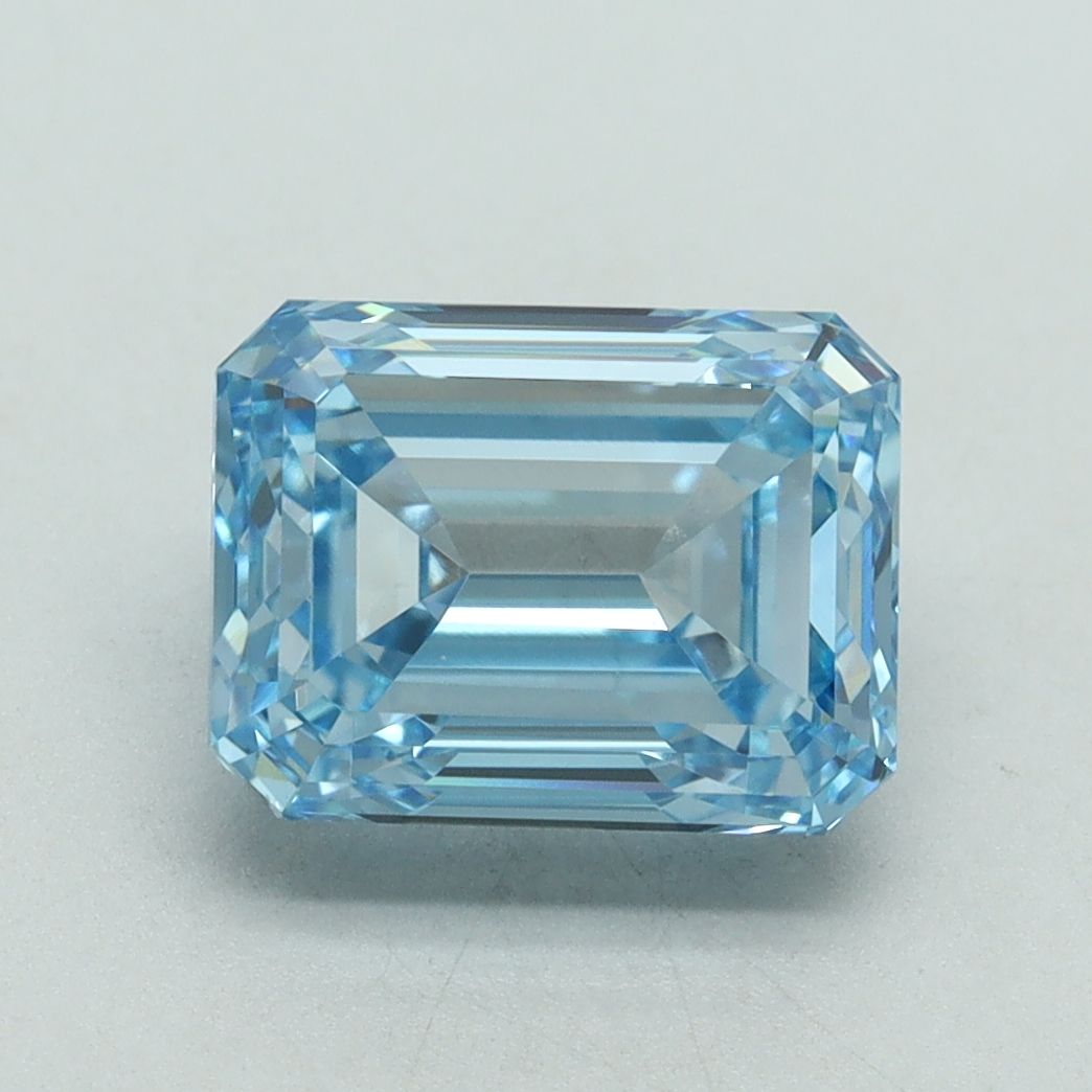 EMERALD Lab Grown Diamond