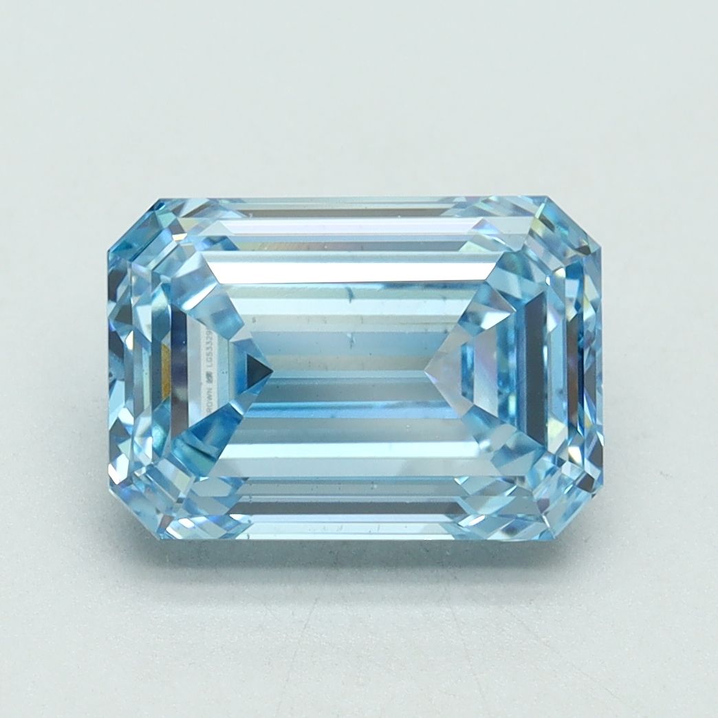 EMERALD Lab Grown Diamond