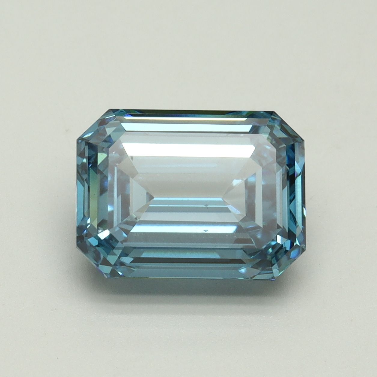 EMERALD Lab Grown Diamond