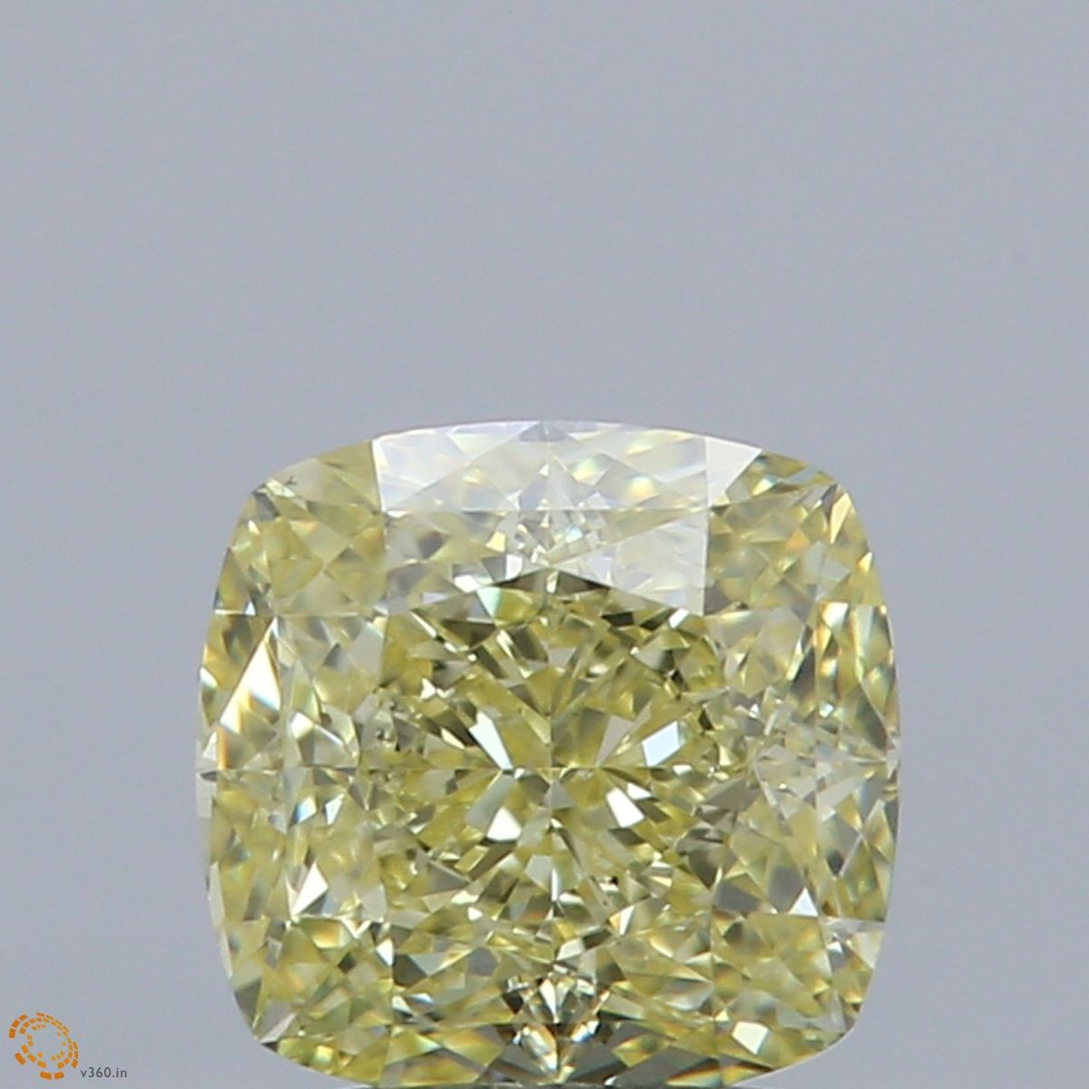 CUSHION BRILLIANT Natural Diamond