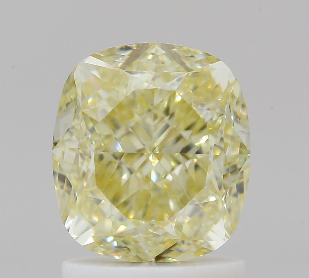 CUSHION BRILLIANT Natural Diamond