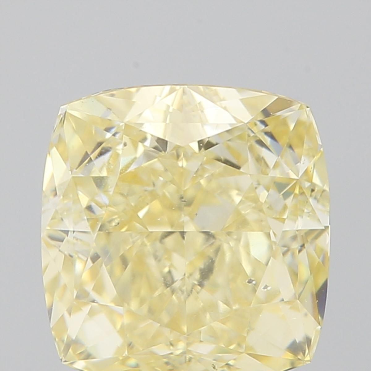 CUSHION BRILLIANT Natural Diamond