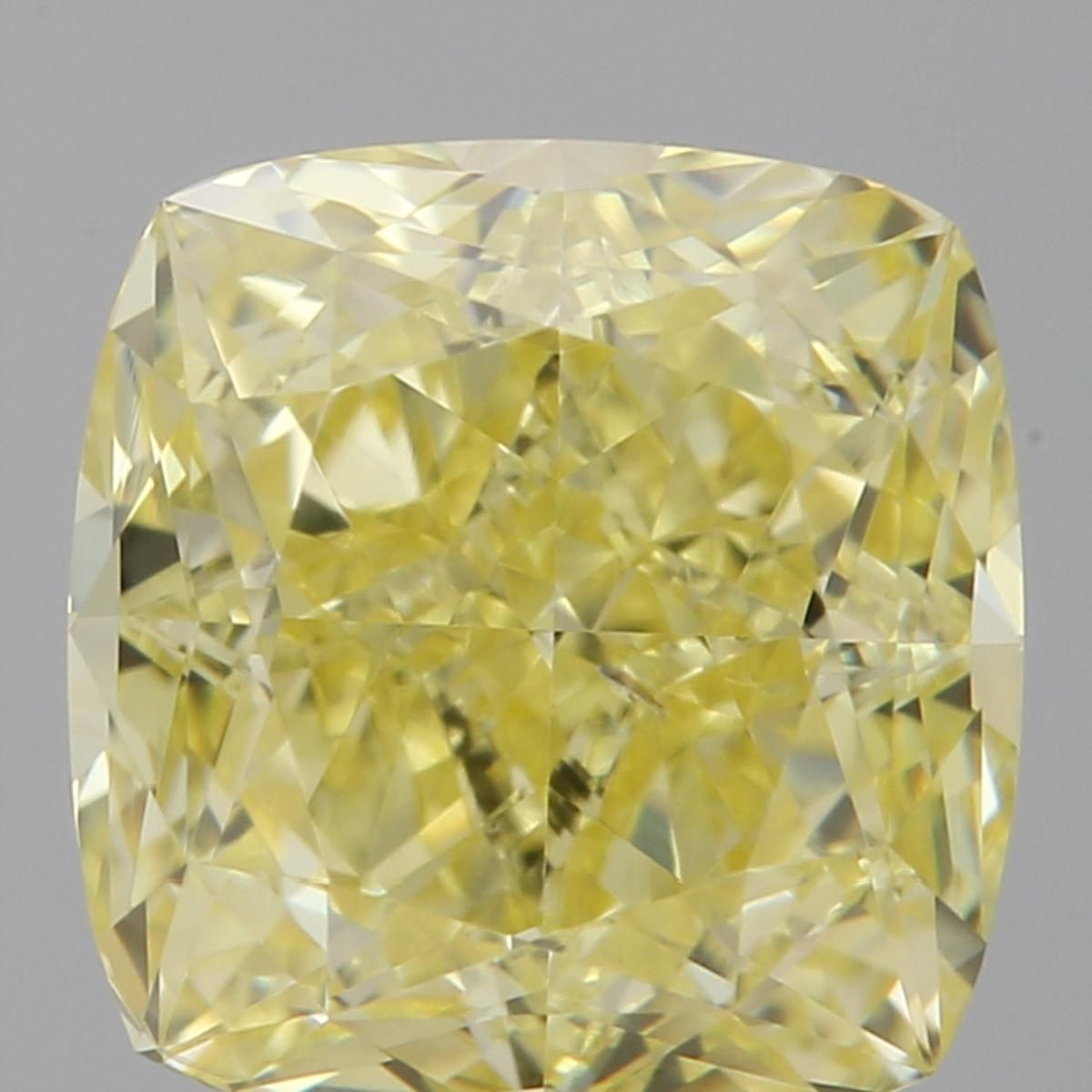 CUSHION BRILLIANT Natural Diamond