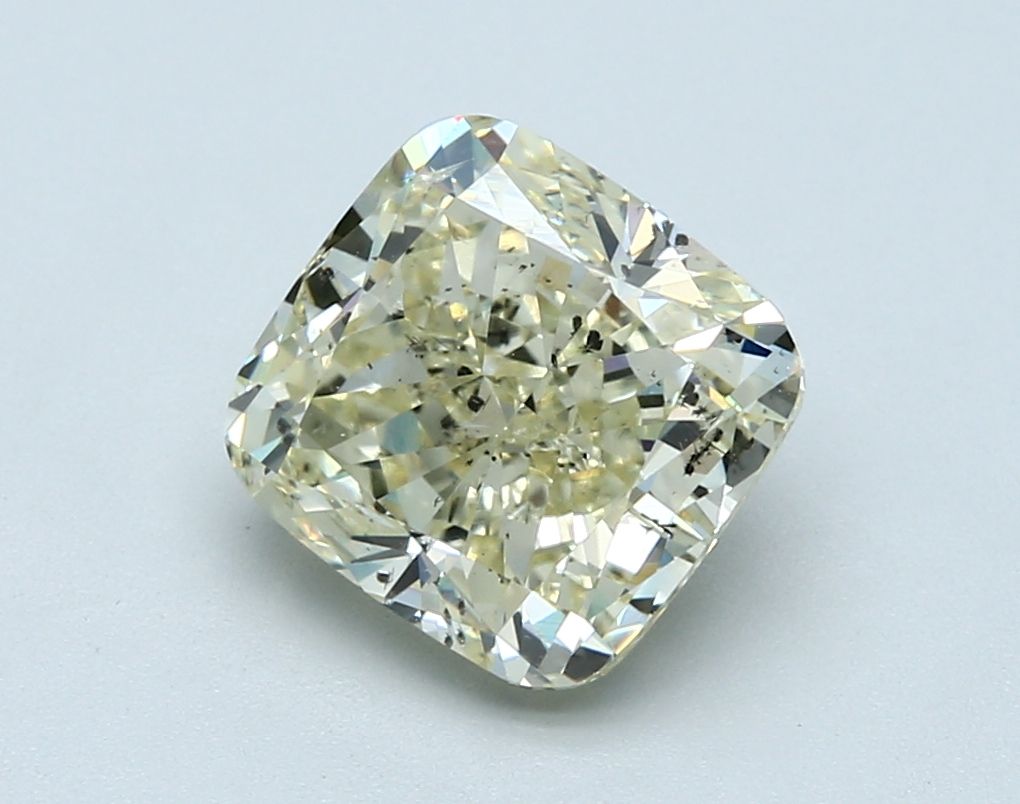 CUSHION BRILLIANT Natural Diamond