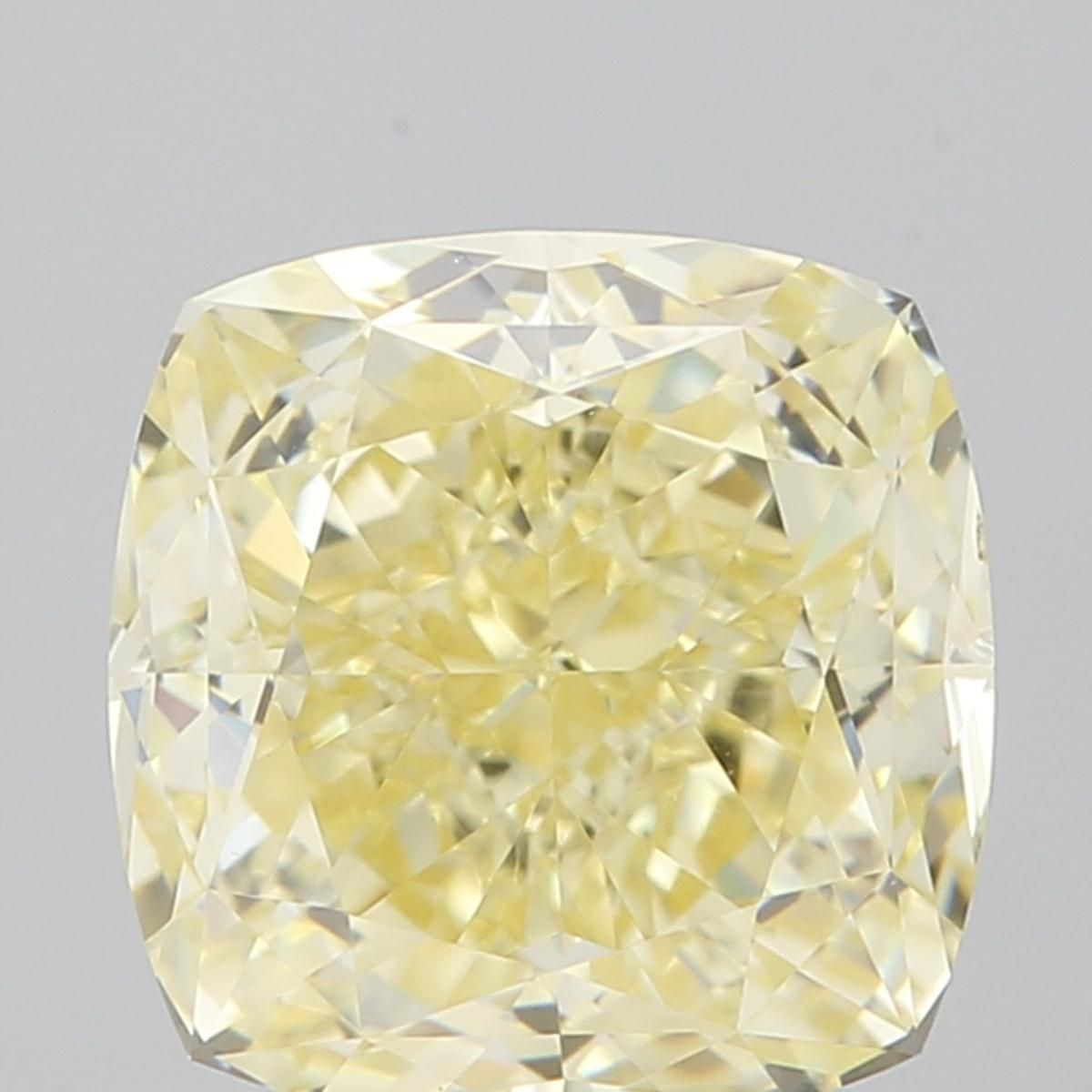 CUSHION BRILLIANT Natural Diamond