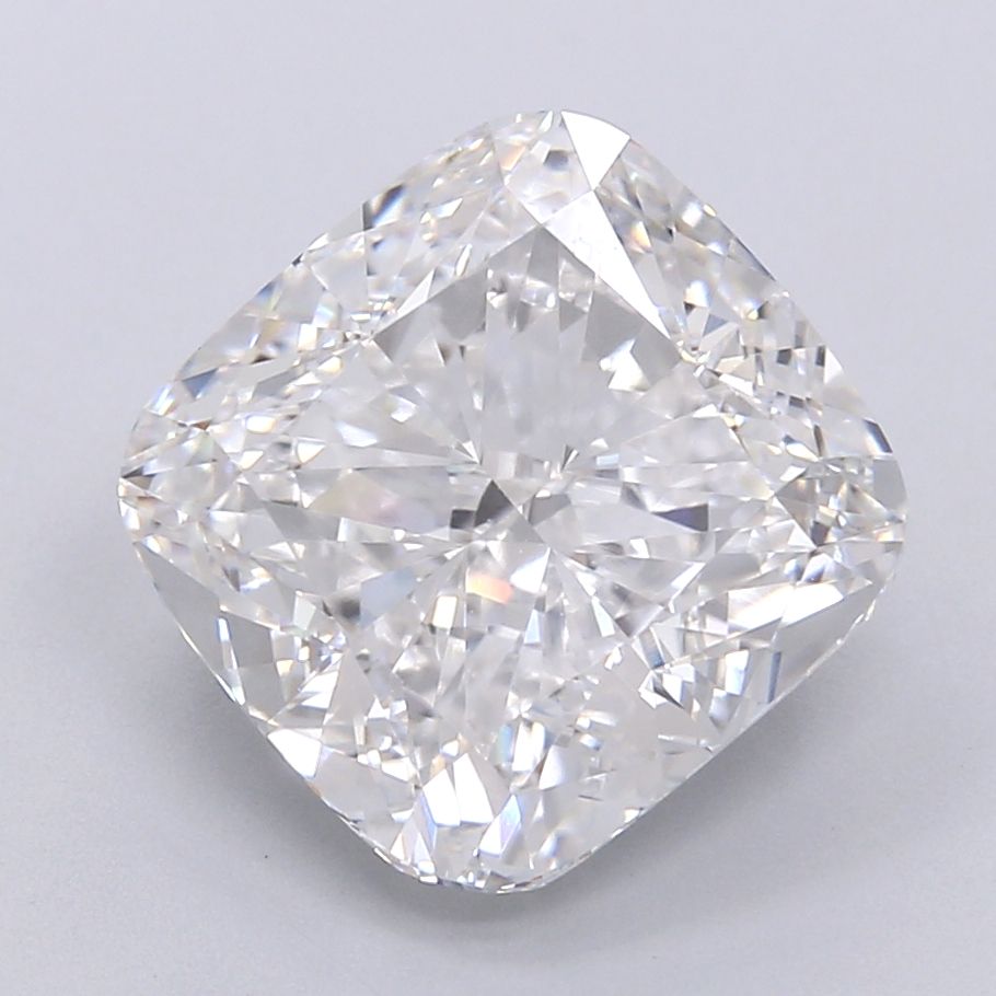 CUSHION BRILLIANT Lab Grown Diamond