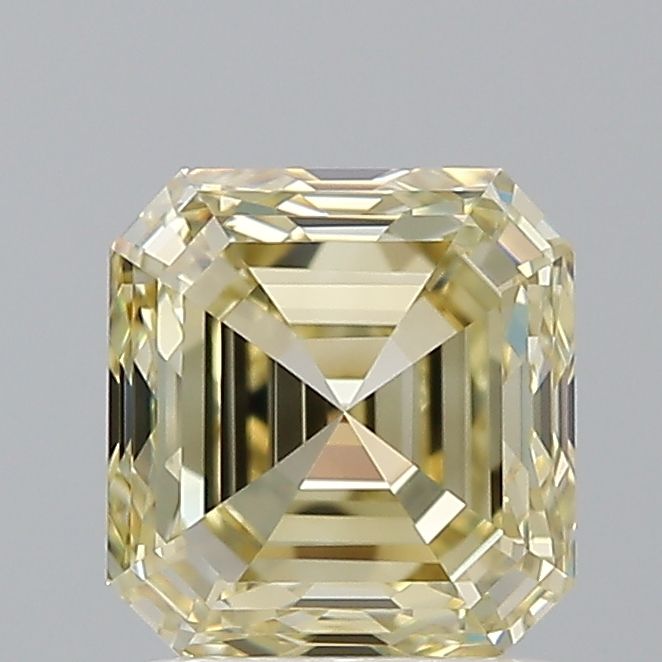 SQUARE EMERALD Natural Diamond