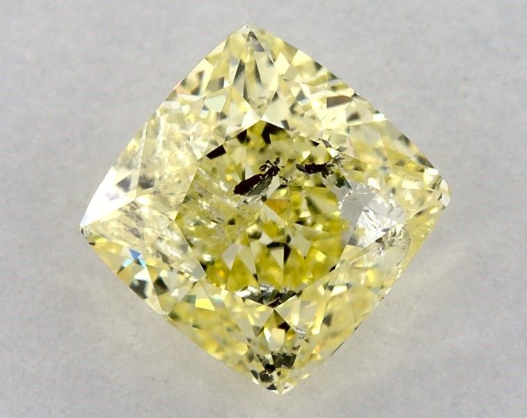 CUSHION BRILLIANT Natural Diamond