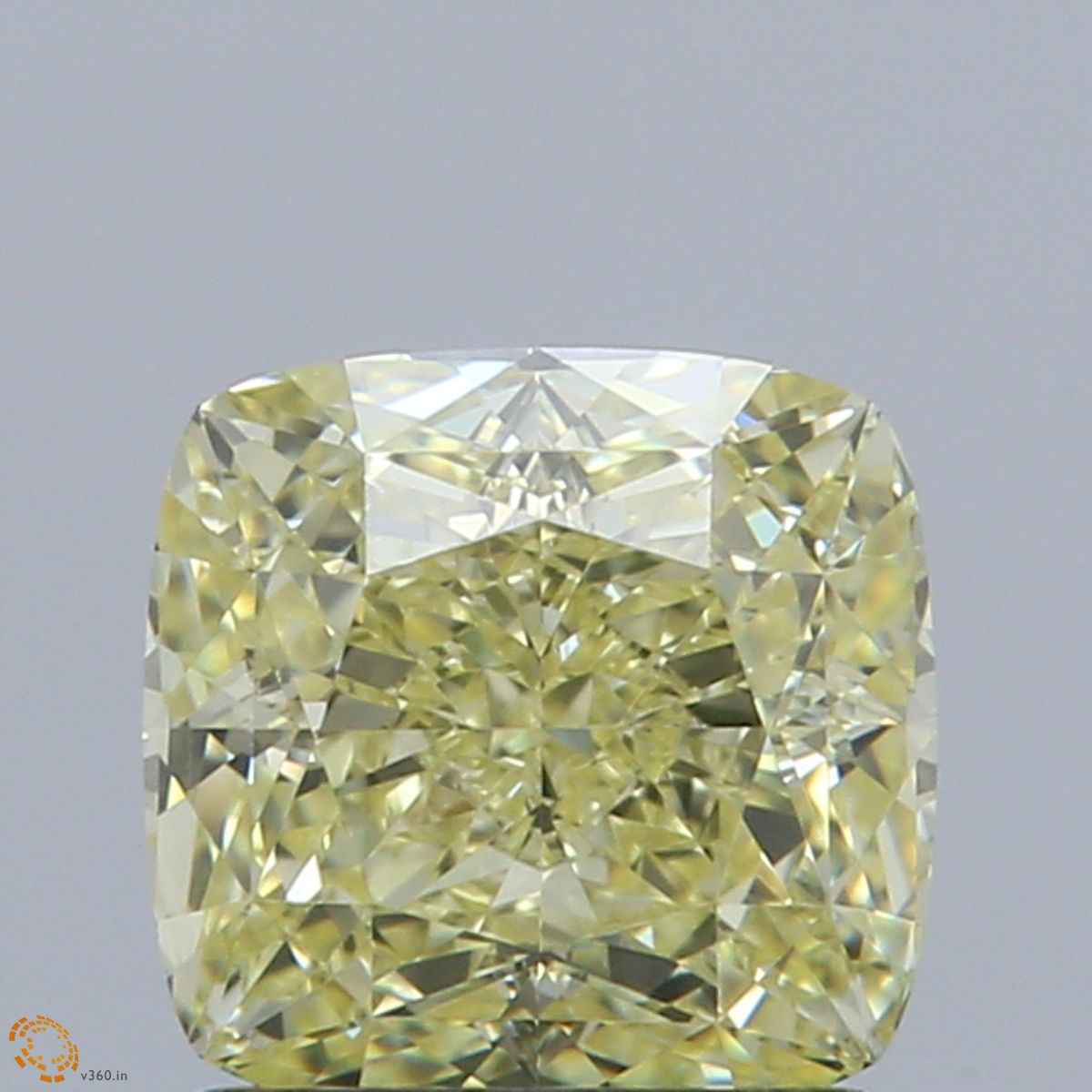 CUSHION BRILLIANT Natural Diamond