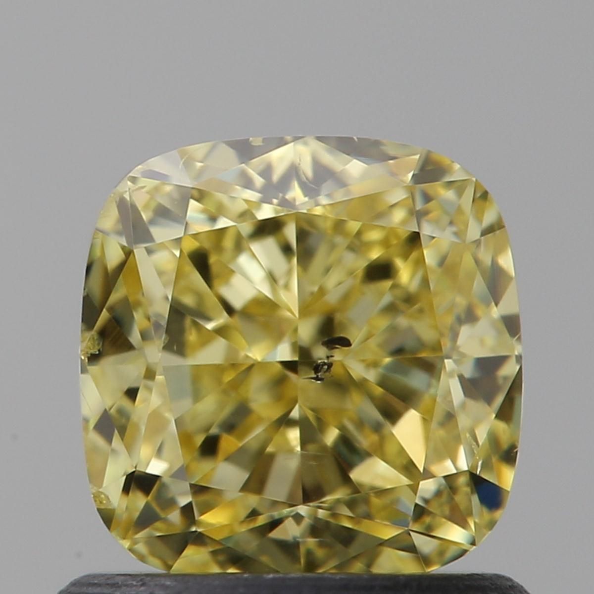 CUSHION BRILLIANT Natural Diamond