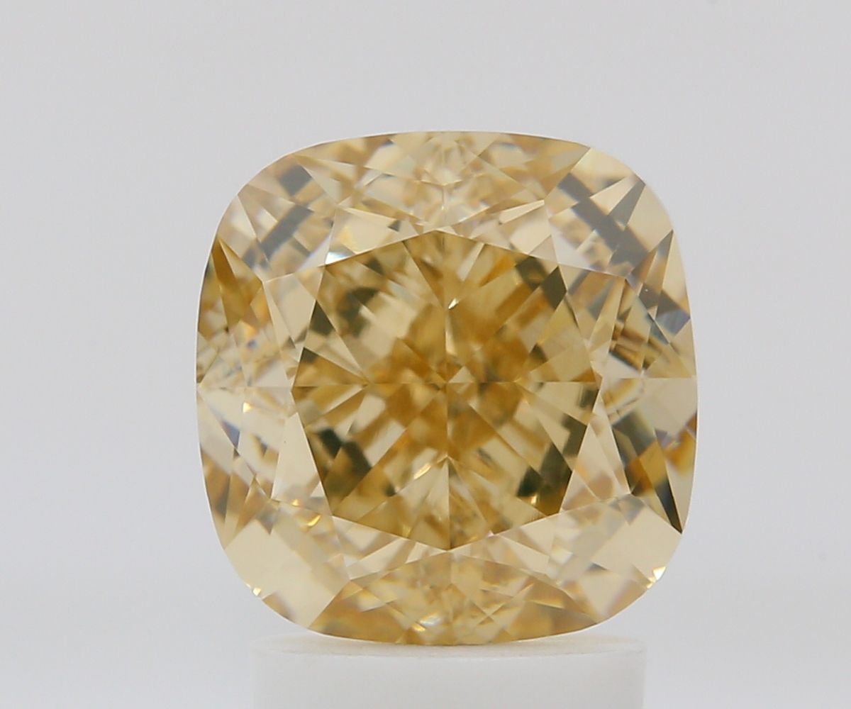 CUSHION BRILLIANT Natural Diamond