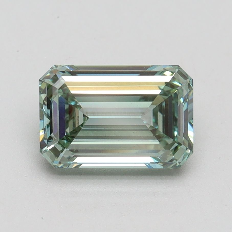 EMERALD Lab Grown Diamond