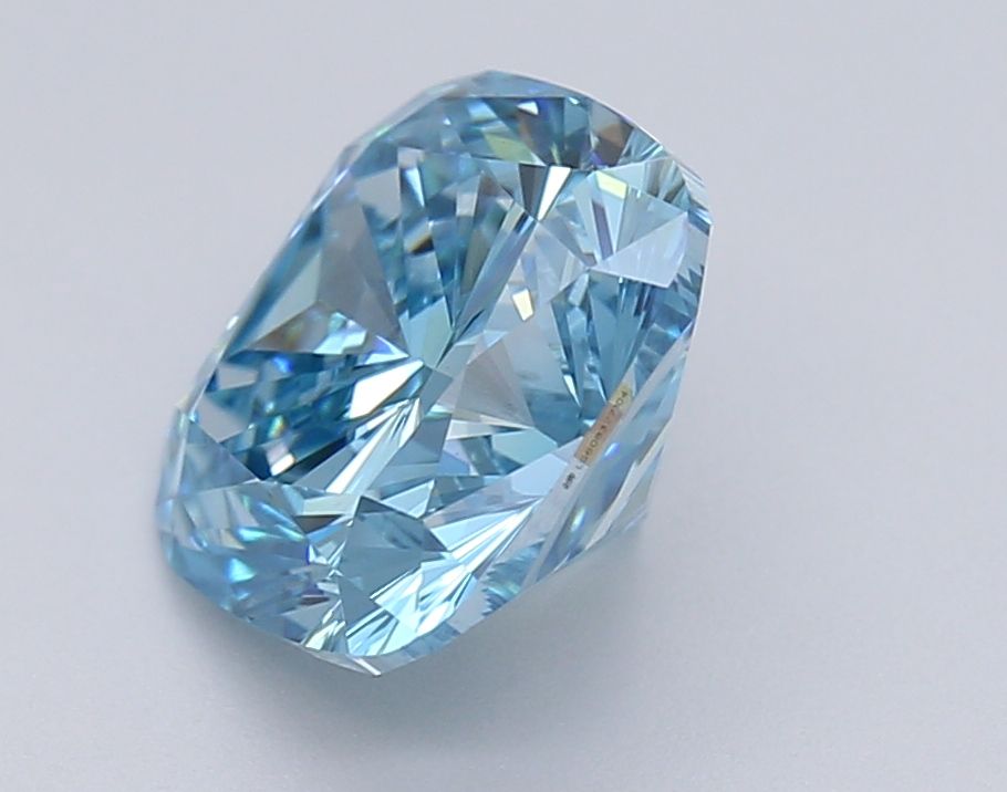 CUSHION BRILLIANT Lab Grown Diamond