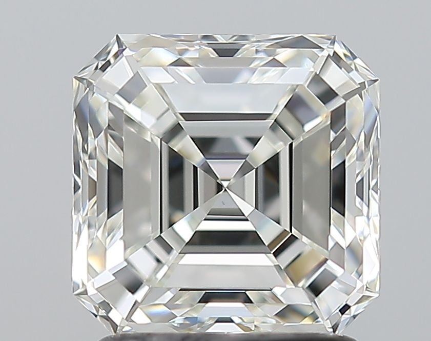 SQUARE EMERALD Natural Diamond