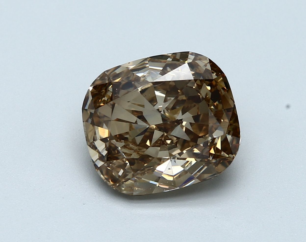 CUSHION BRILLIANT Natural Diamond