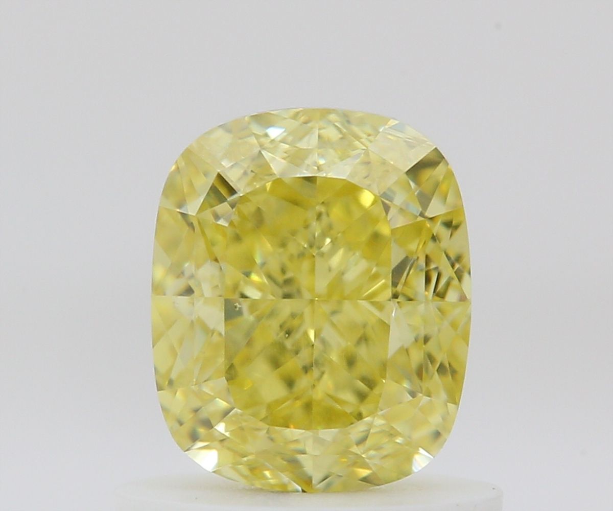 CUSHION BRILLIANT Natural Diamond