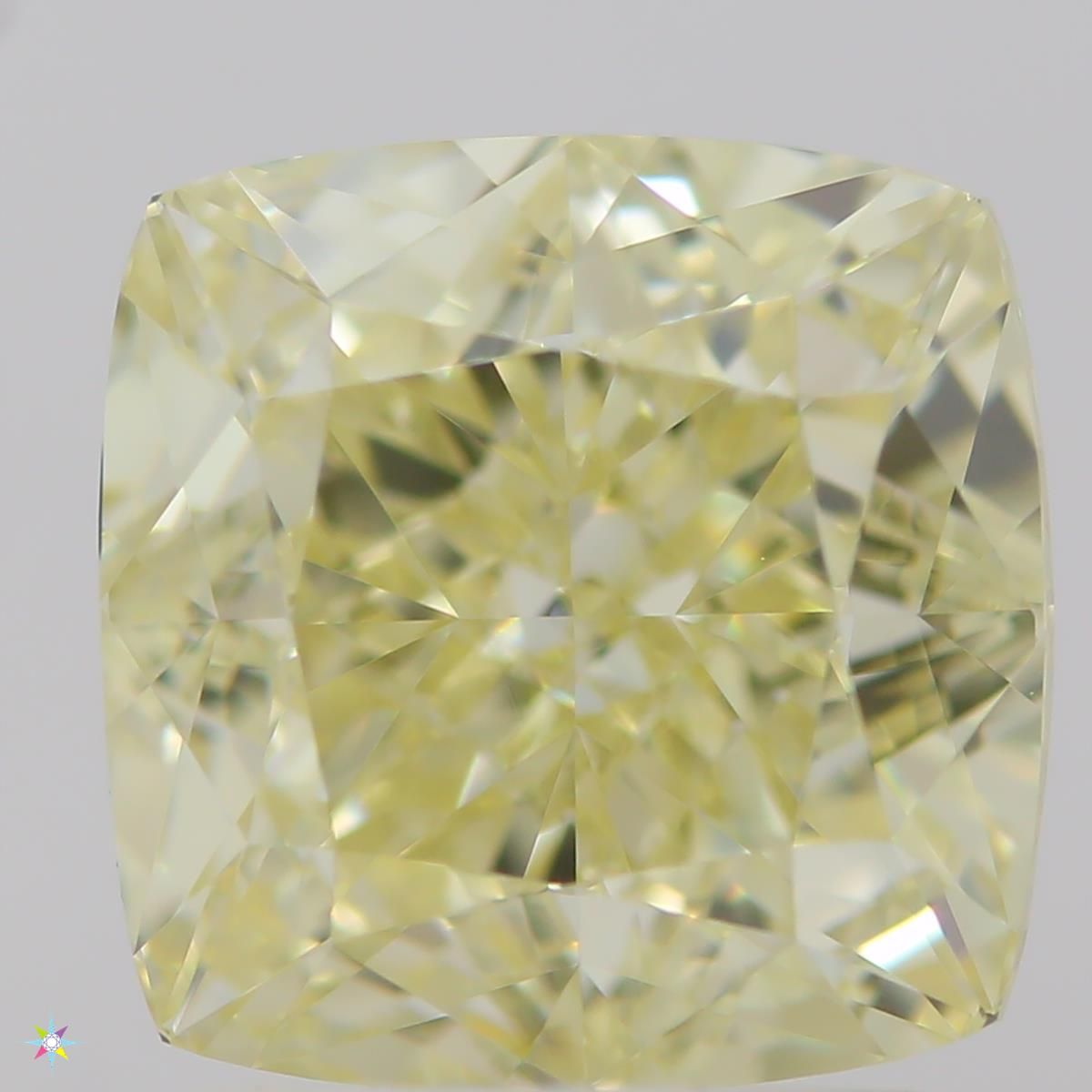 CUSHION BRILLIANT Natural Diamond