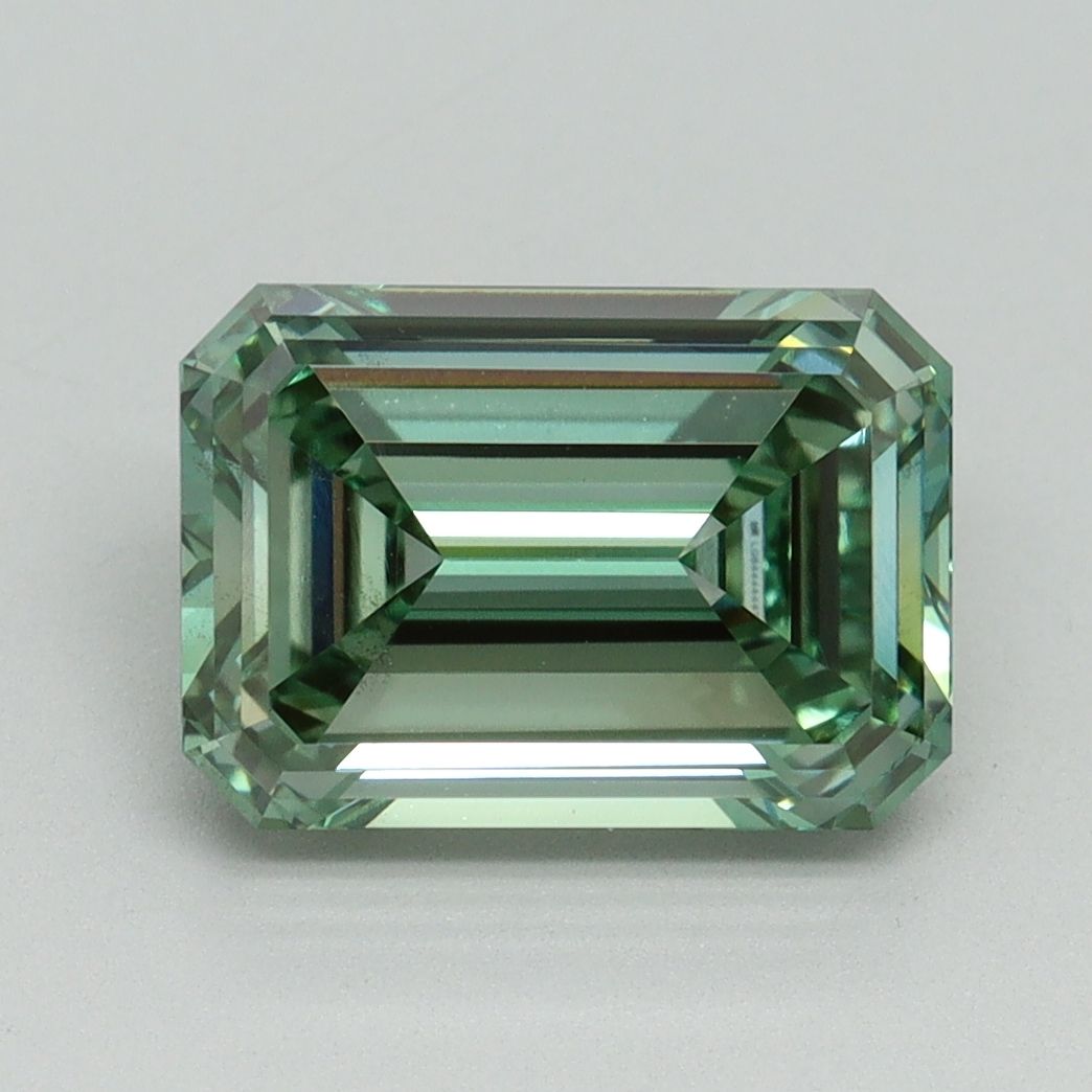 EMERALD Lab Grown Diamond