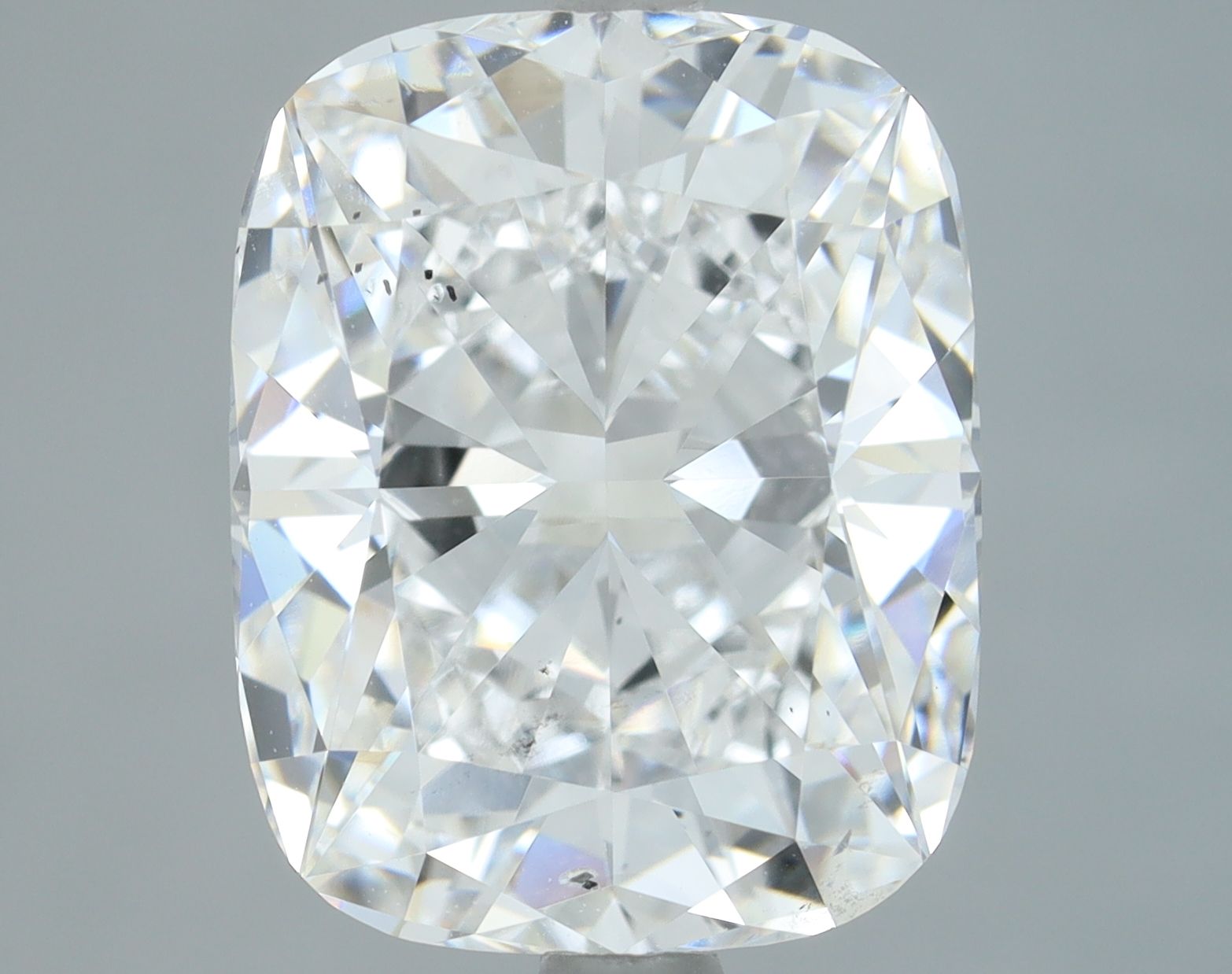 CUSHION BRILLIANT Lab Grown Diamond