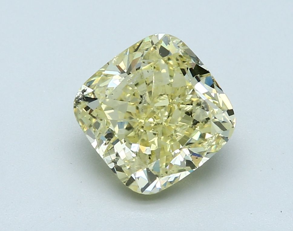 CUSHION BRILLIANT Natural Diamond