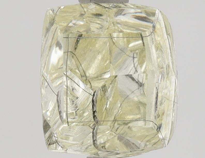 CUSHION BRILLIANT Natural Diamond