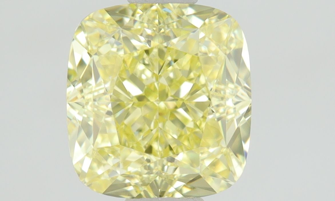 CUSHION BRILLIANT Natural Diamond