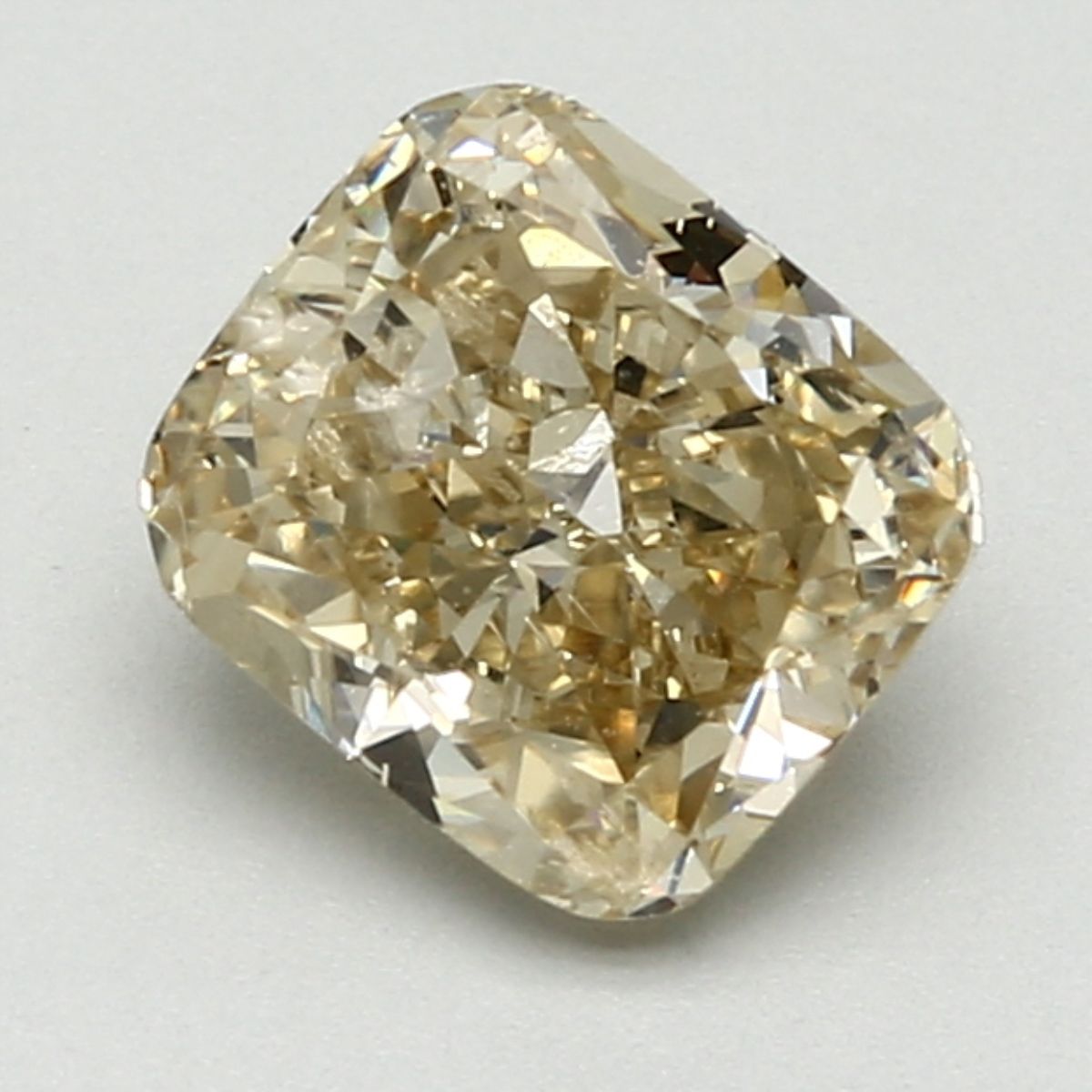 CUSHION BRILLIANT Natural Diamond