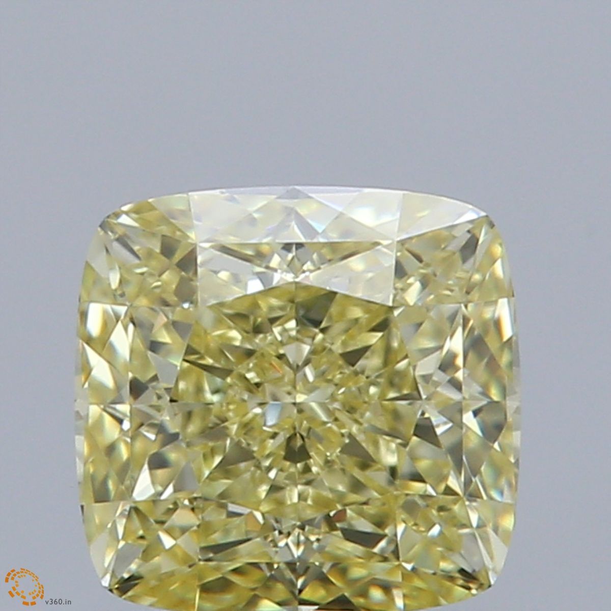 CUSHION BRILLIANT Natural Diamond