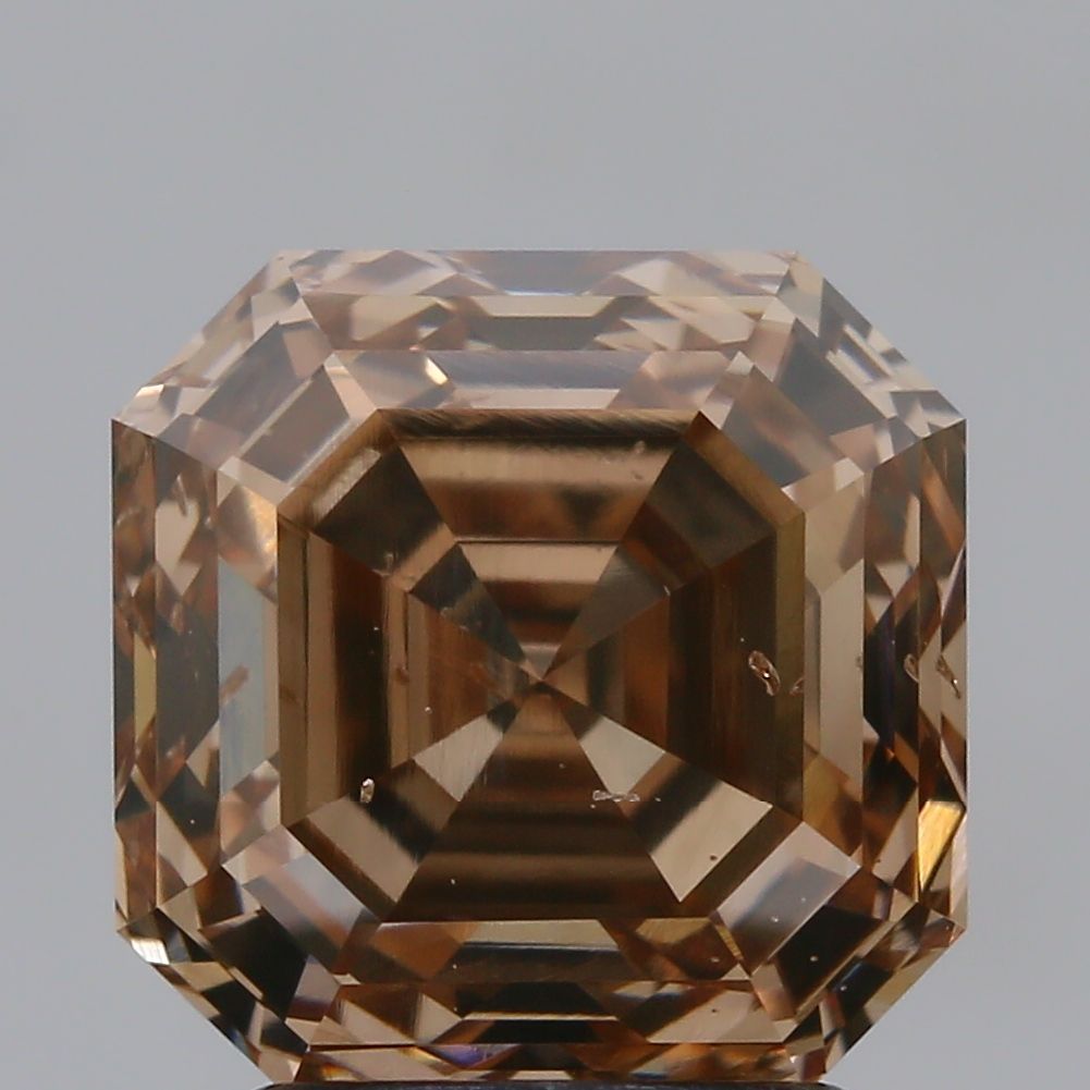 SQUARE EMERALD Natural Diamond