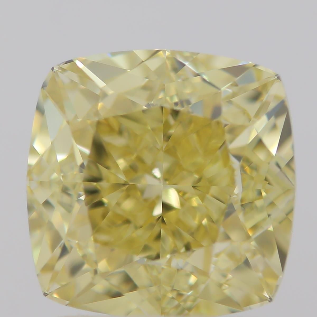 CUSHION BRILLIANT Natural Diamond