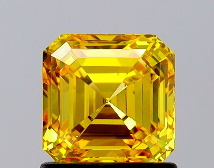 SQUARE EMERALD Lab Grown Diamond