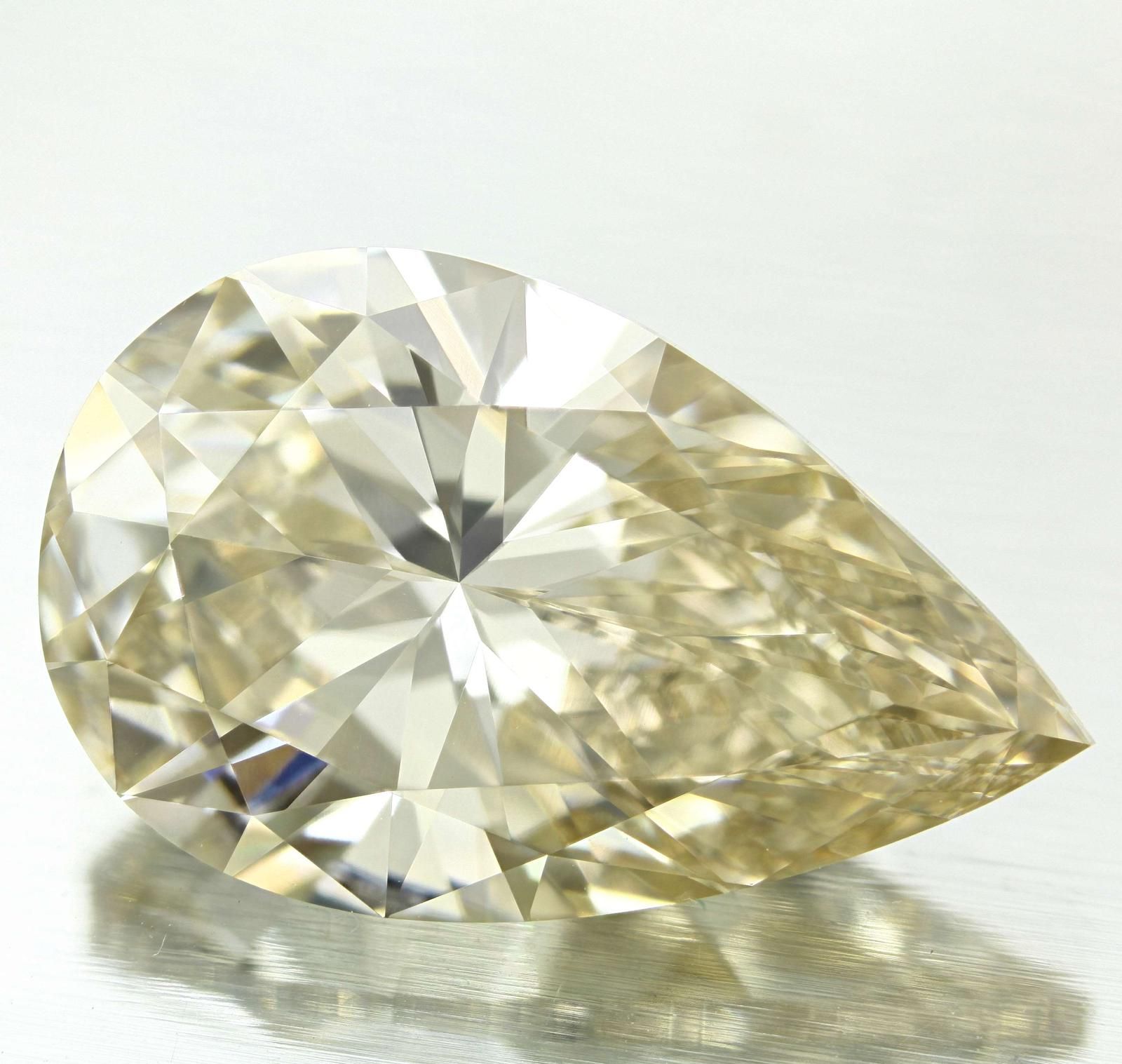 PEAR Natural Diamond