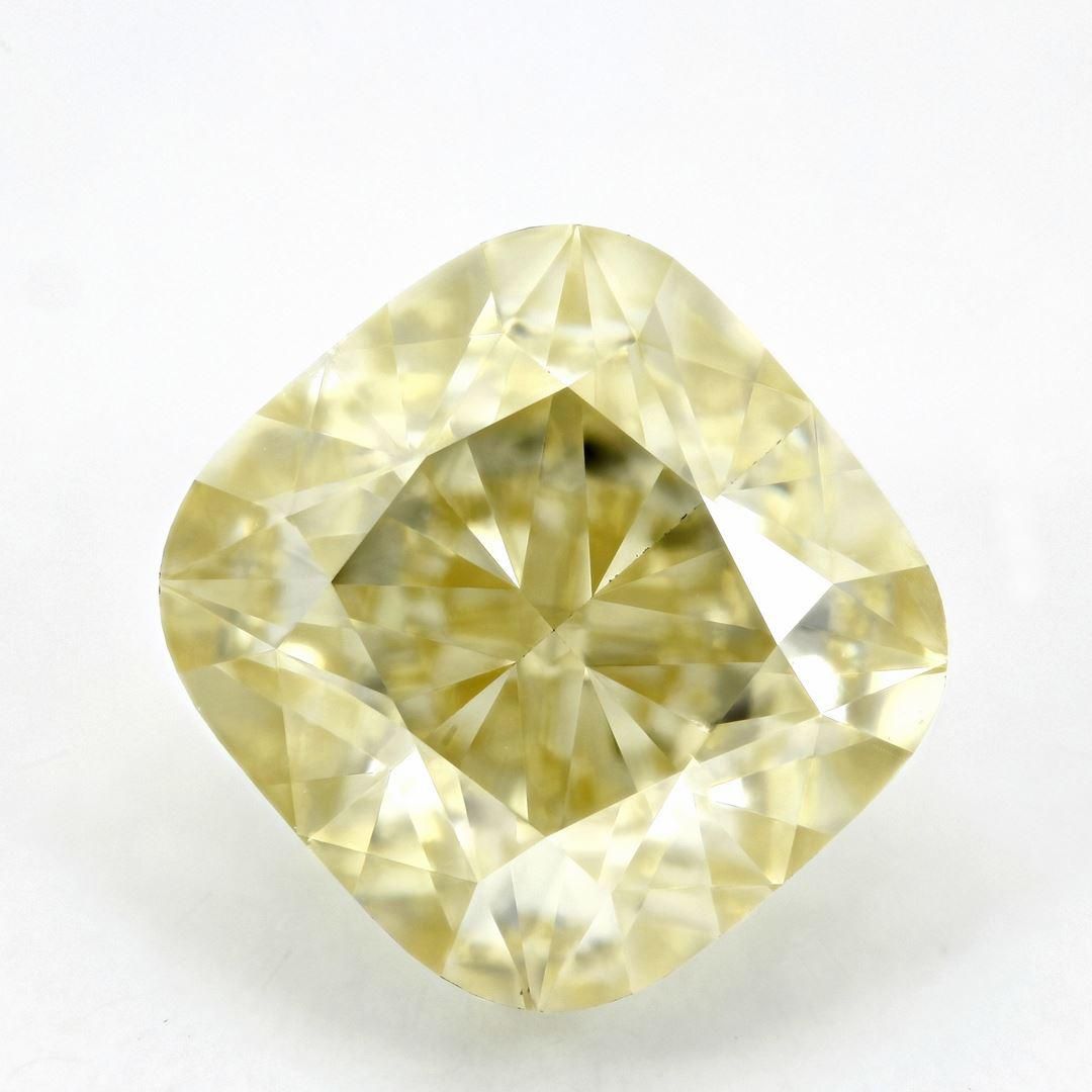 CUSHION MODIFIED Natural Diamond