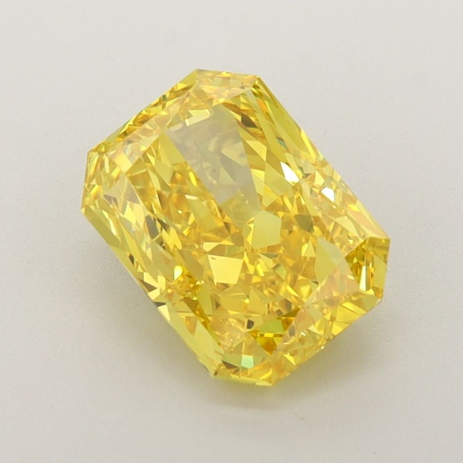 RADIANT Lab Grown Diamond