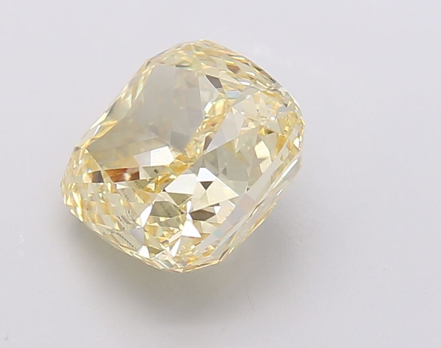 CUSHION BRILLIANT Lab Grown Diamond